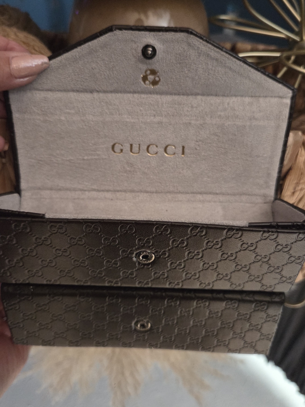 Gucci Brown Micro GG Embossed Eyeglass Sunglasses Case Snap Closure - Picture 3 of 12